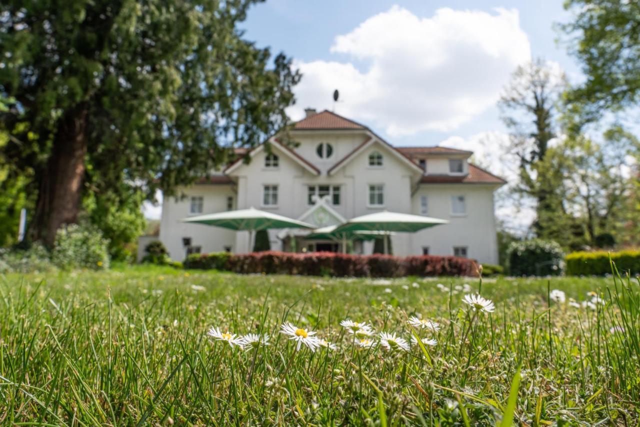 Parkhotel Neustadt Garni Exteriör bild