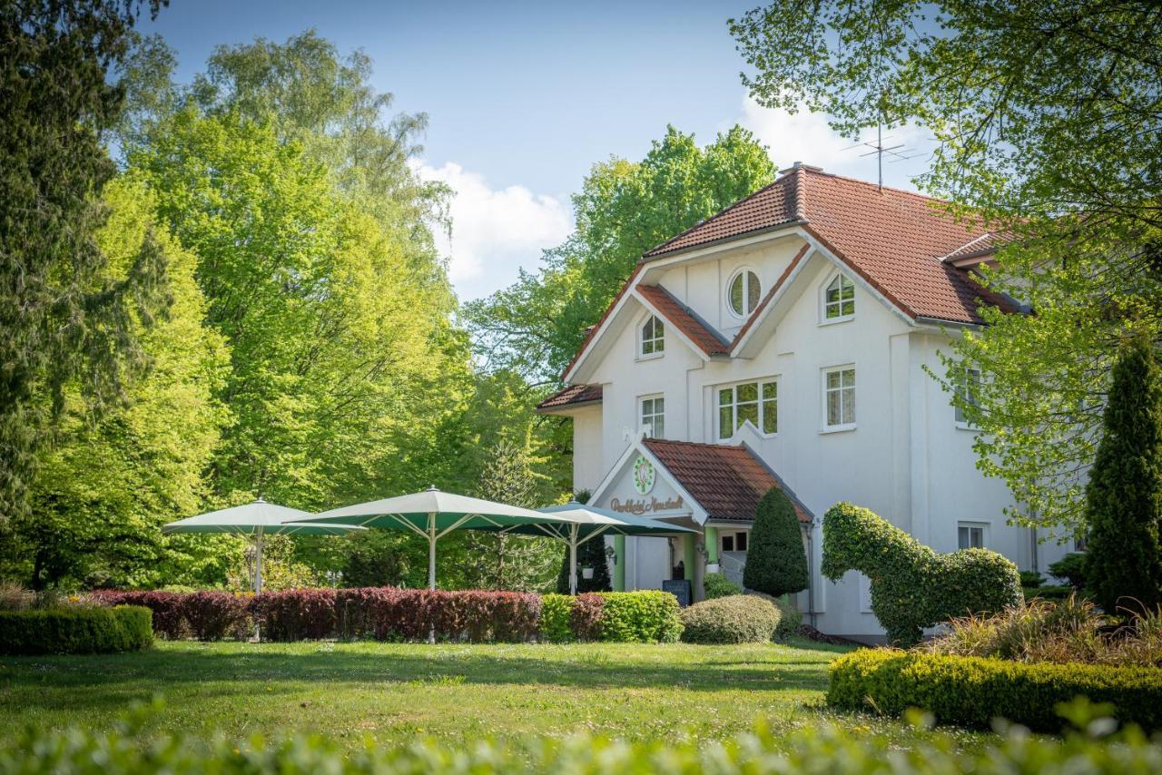 Parkhotel Neustadt Garni Exteriör bild