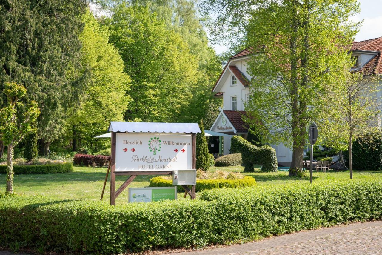 Parkhotel Neustadt Garni Exteriör bild